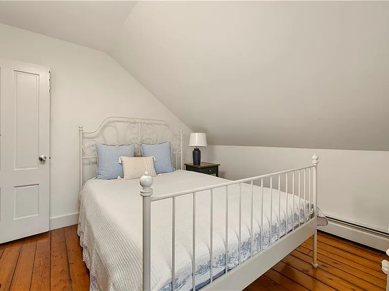 35 Marsh St — Photo 21