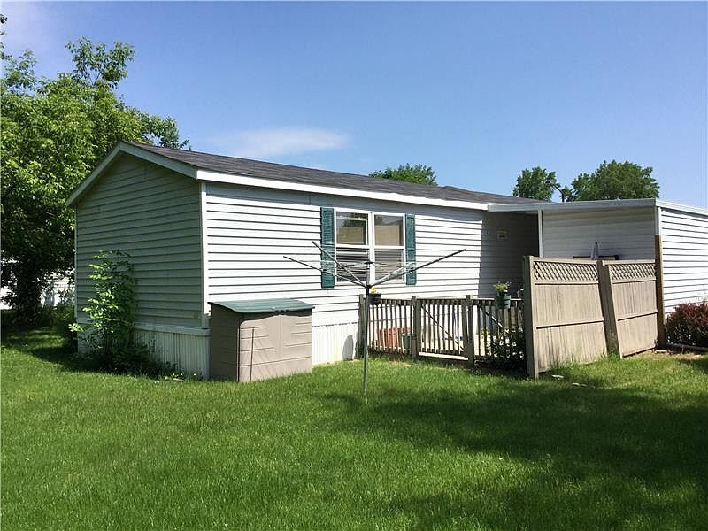 N168W21700 Main St, Jackson, WI 53037 Zillow