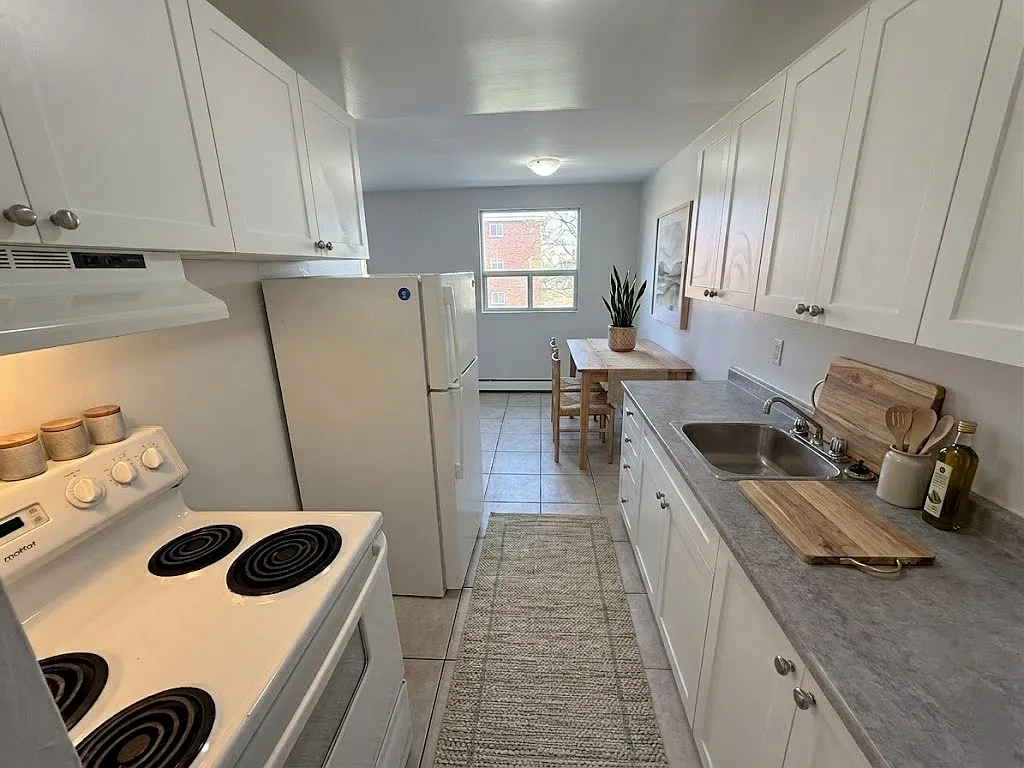 2 bed, $1,395 — Photo 2