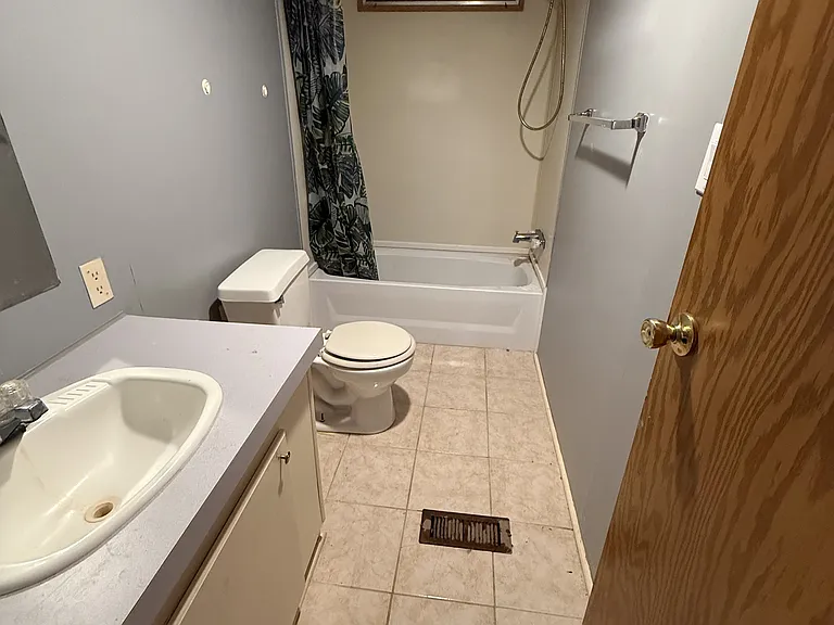 3719 Fountain Cir — Photo 16