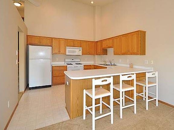 Kitchen with informal din