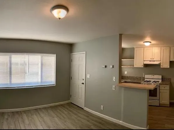 3531 Farquhar Ave #2, Los Alamitos, CA 90720