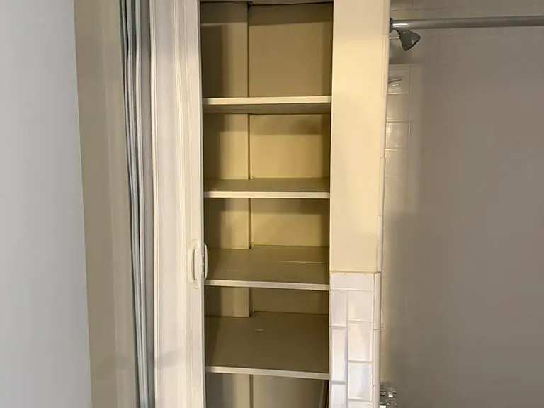 1800 Jefferson Park Ave #5 — Photo 11