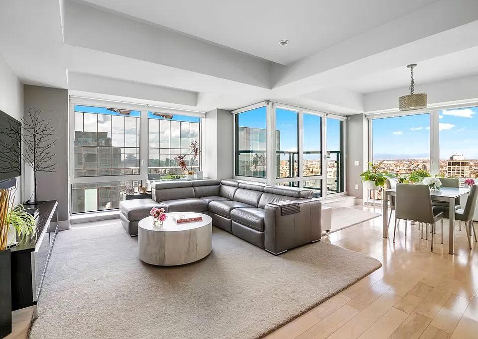 1st image of 440 Kent Ave #3D