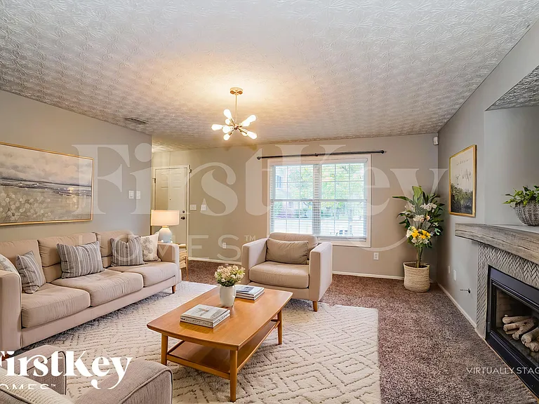 2973 Seeger St — Photo 3