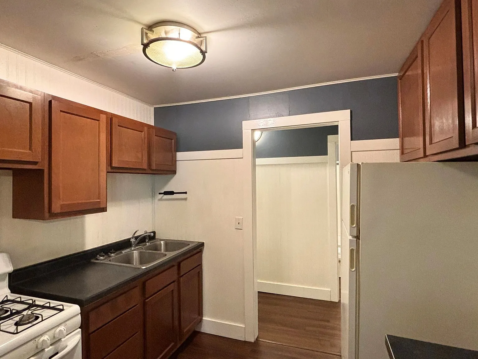 110 N. Union Dr — Photo 4