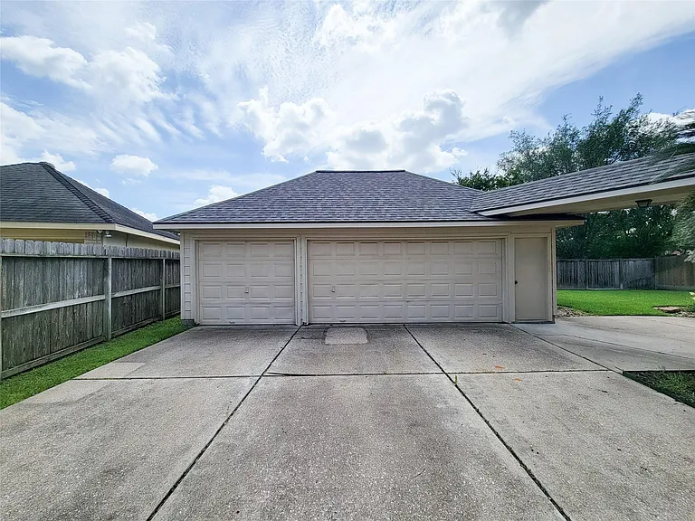 914 Ivory Ridge Ln — Photo 50