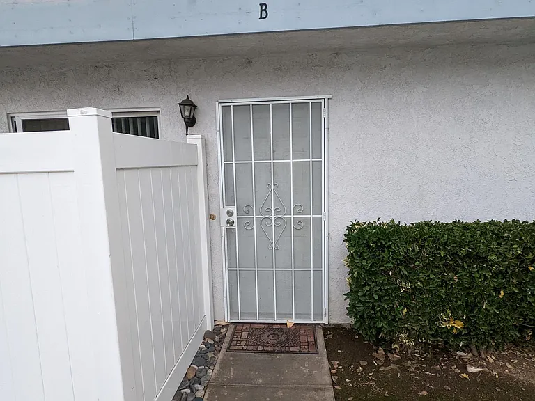 28918 Calle Del Lago #B — Photo 3