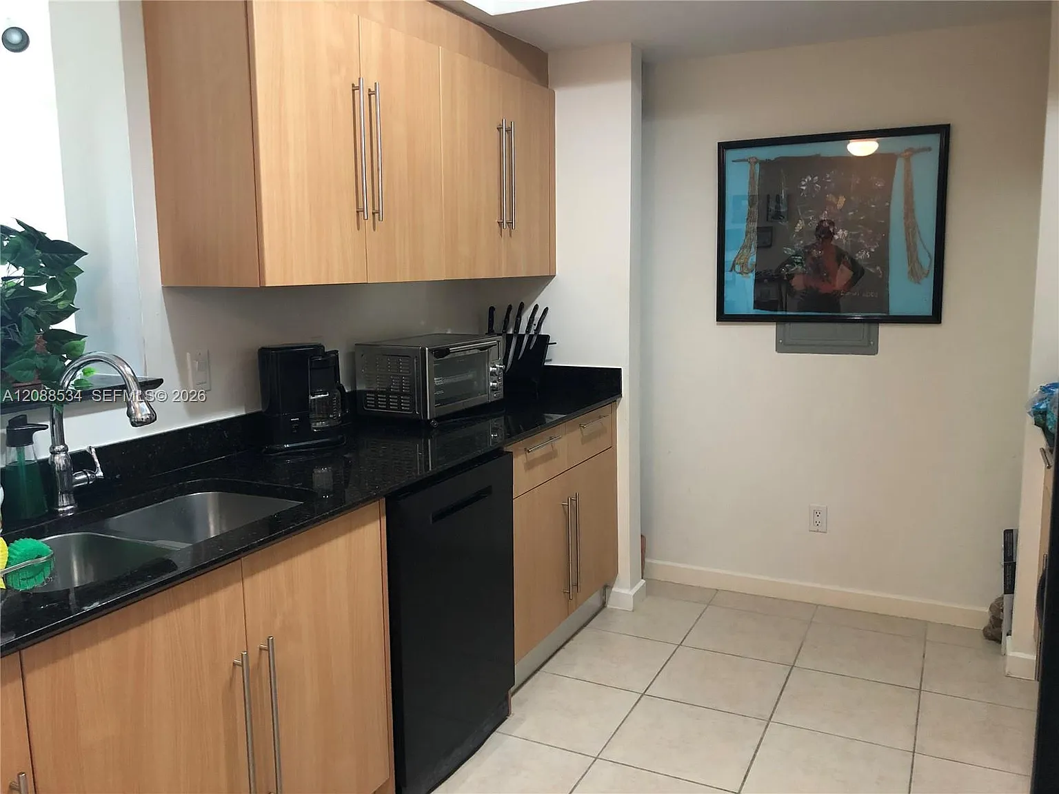 One Miami East Condo — Photo 4