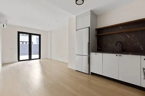 Rented by Dalan Rentals | media 12