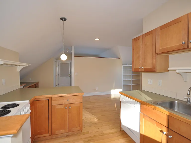 10 W Acton Rd — Photo 3