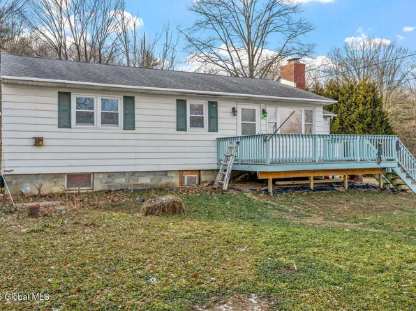 287 Stove Pipe Road, Voorheesville, NY 12186