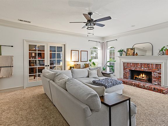 3rd image of 808 Forest Edge Ln