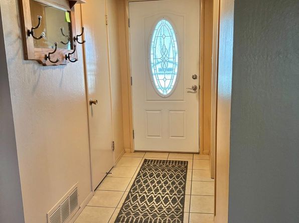 102 E 18th St APT 3, Marysville, CA 95901