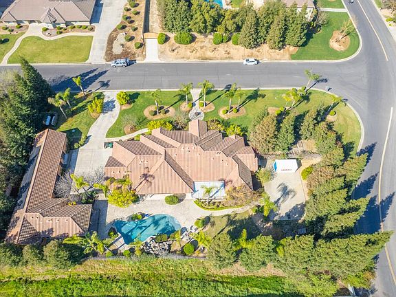 3rd image of 12629 Bronco Rd
