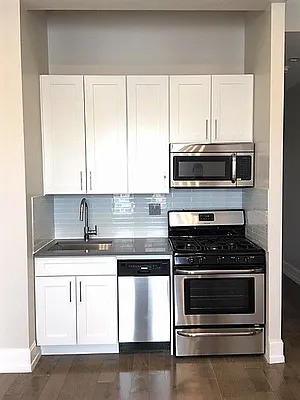 Rented by Lang Realty LLC | media 11