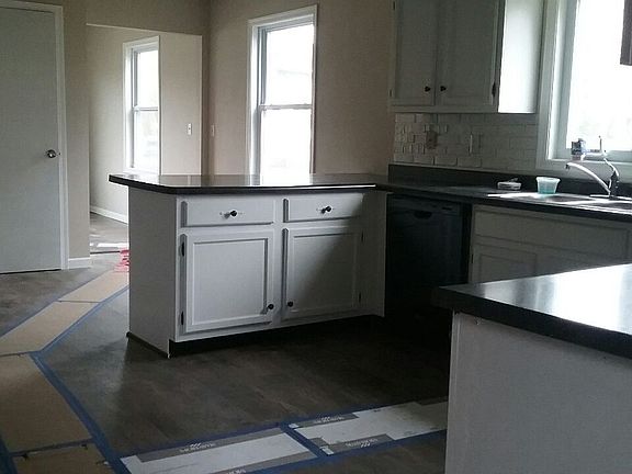 Kitchen Breakfast bar