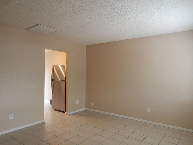 1220 E 24th St #1220 — Photo 8