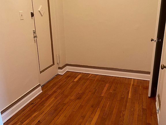 5th image of 821 Bergen Ave APT E7