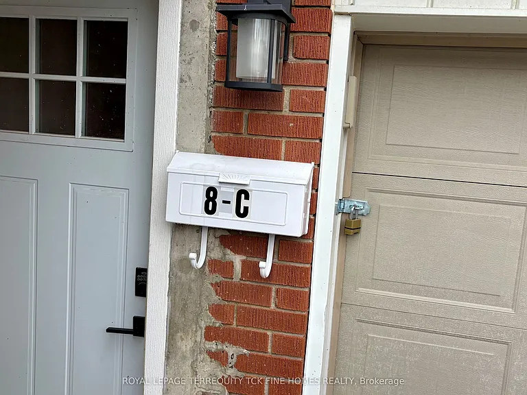 8 Somerset Ave #LOWER — Photo 2