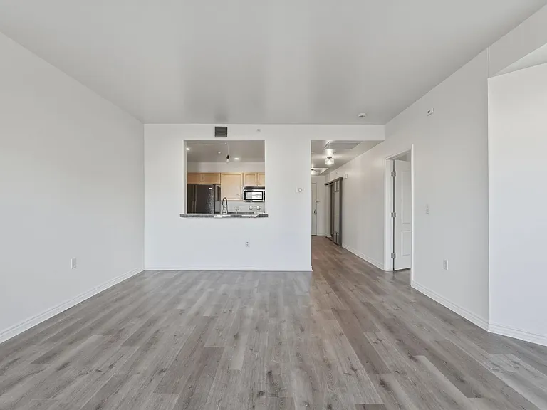 300 W 11th Ave #6J — Photo 11