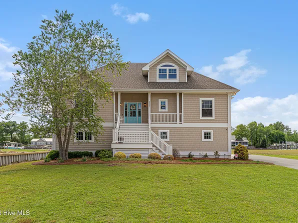 255 Gatsey Lane, Beaufort, NC 28516
