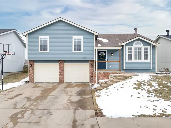 5008 University Ave, Saint Joseph, MO 64503