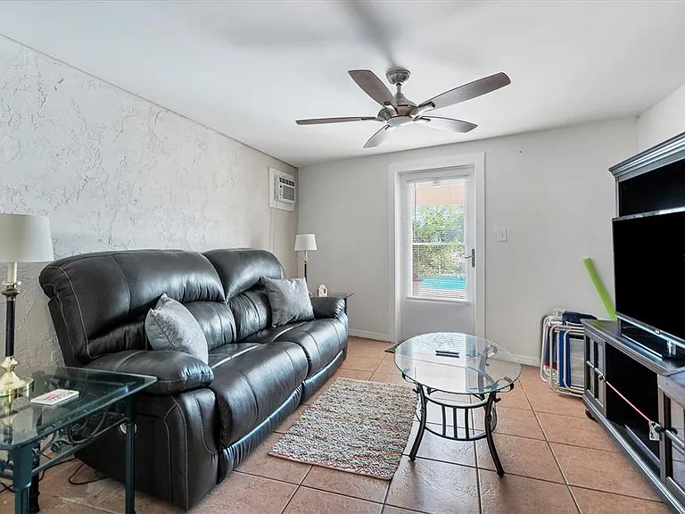 4154 Jennings Blvd — Photo 18