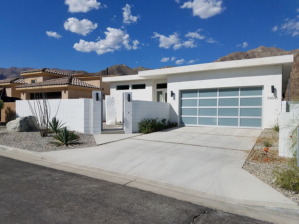 1st image of 54545 Avenida Madero