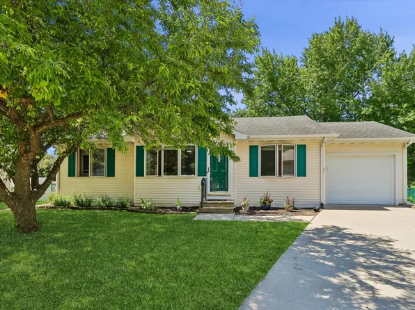 5414 Schubert St, Ames, IA 50014