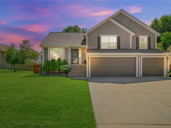 9110 N Oregon Ave, Kansas City, MO 64154