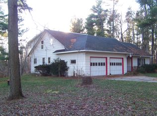 E10481 Schuman Rd, Clintonville, WI 54929