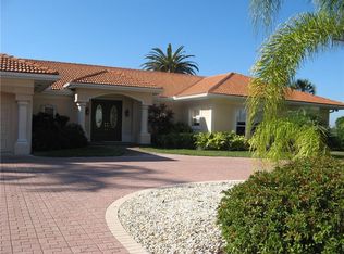 376 W Royal Flamingo Dr, Sarasota, FL 34236