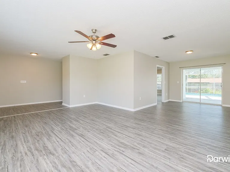 10061 Blackburn St — Photo 5