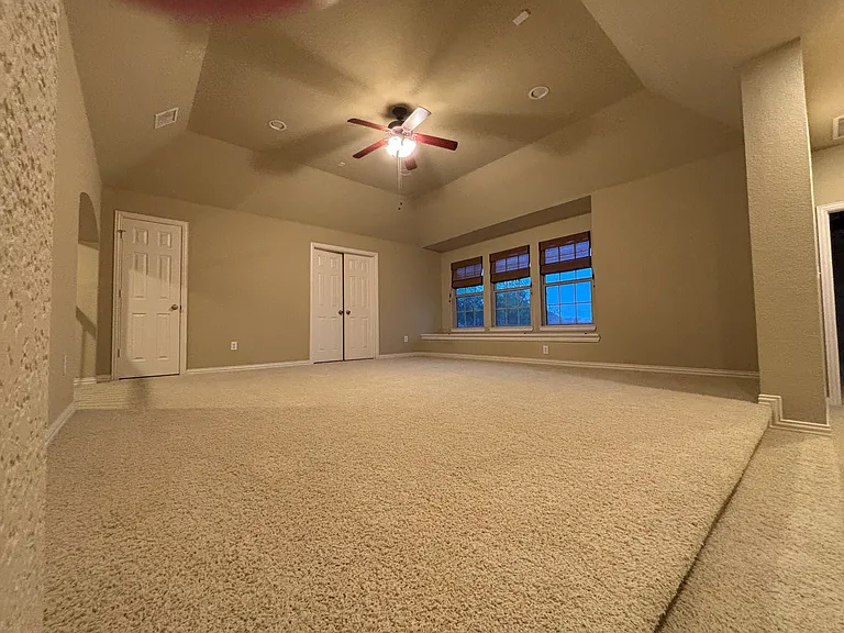 7812 Edgeglen Trl — Photo 20