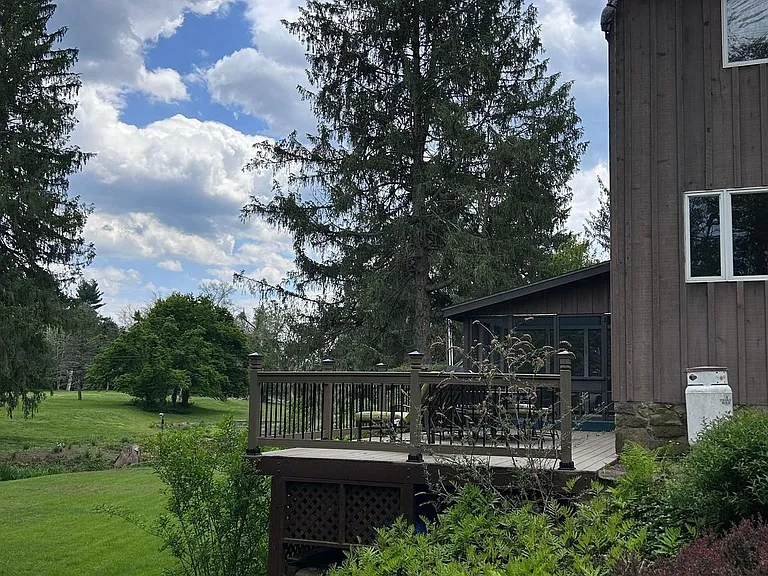 4 Cross Creek Ln — Photo 5