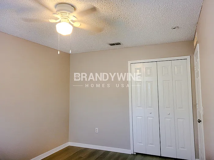 2564 Courtland Blvd — Photo 30