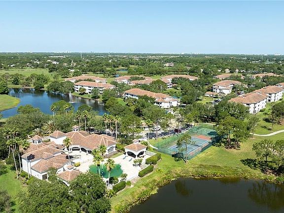 4th image of 14049 FAIRWAY ISLAND DRIVE #127
