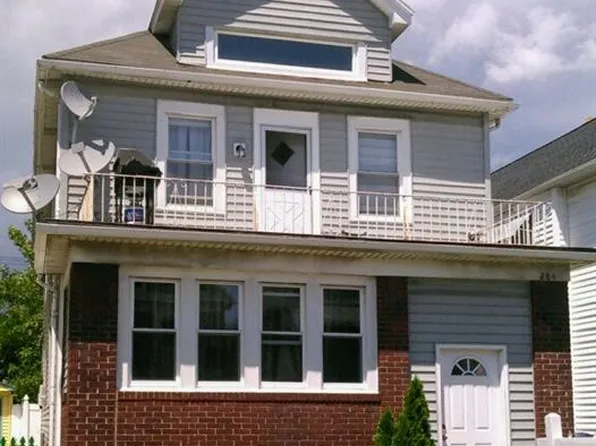 284 Hartwell Rd, Buffalo, NY 14216