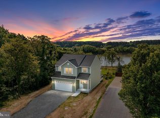 307 N Lake Rd, Stevensville, MD 21666