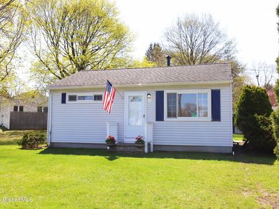 33 Plaske Drive, Schenectady, NY, 12309