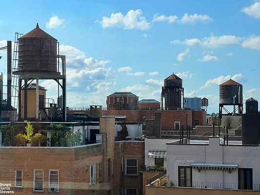 Sold by Brown Harris Stevens | media 19