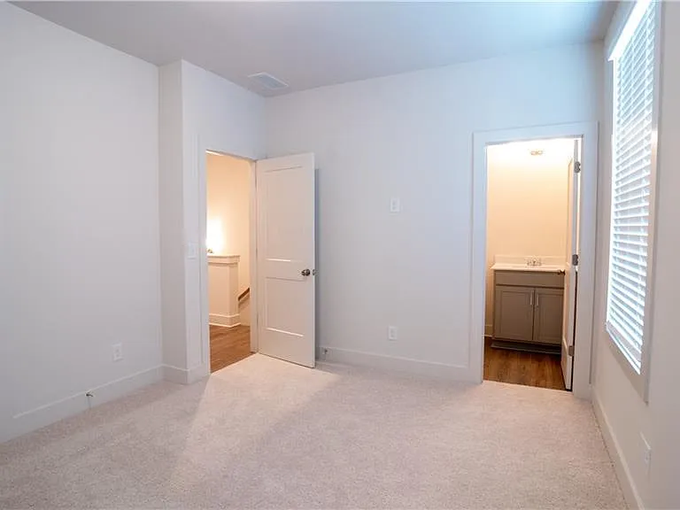 1394 Cozy Cir SE — Photo 12