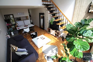 Rented by Bond New York