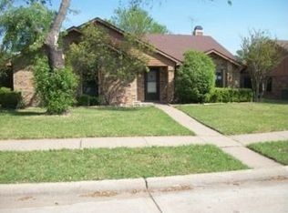 4809 Freeport Dr, Garland, TX 75043