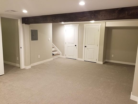 5th image of 1205 N Eudora St