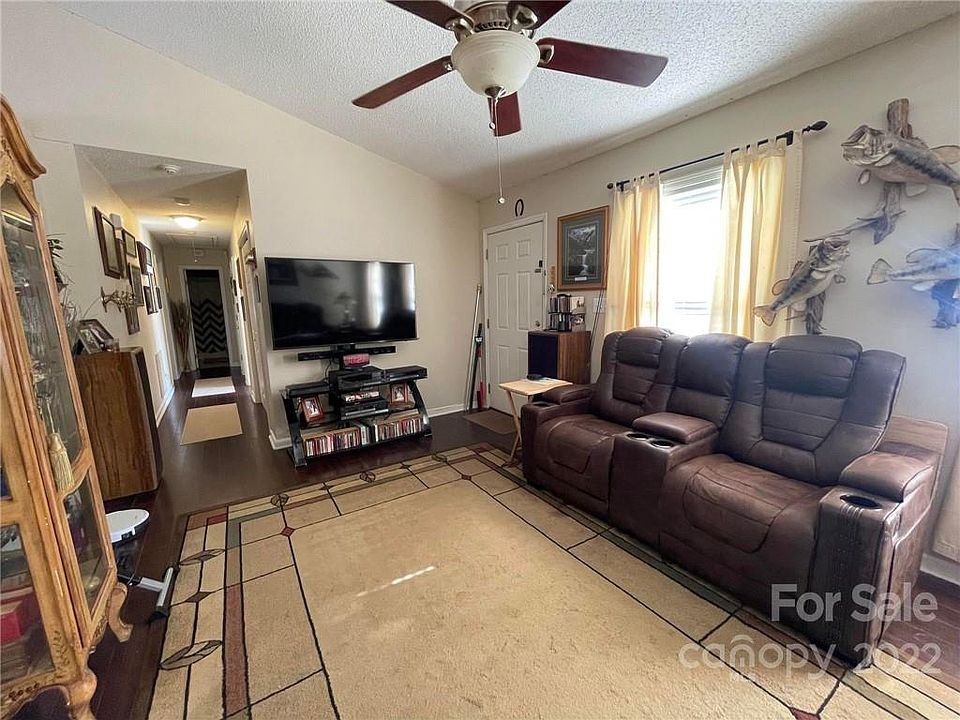 832 Saint Andrews Pl, Concord, NC 28025 Zillow