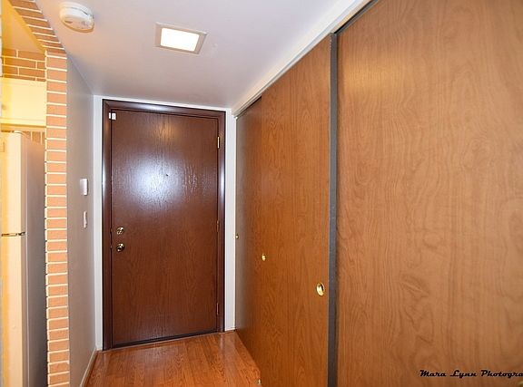2nd image of 5S040 Pebblewood Ln APT W204