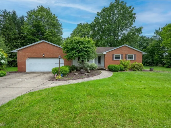 6685 Elwood St, Youngstown, OH 44515