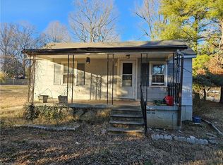 3720 Redor St, Greensboro, NC 27405